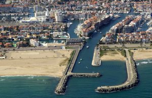 10 x 3.5 Metros Amarre Puerto Deportivo de Empuriabrava En Venta