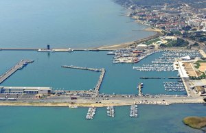 10 x 3.5 Metros Amarre Puerto Deportivo de Sant Carles En Venta