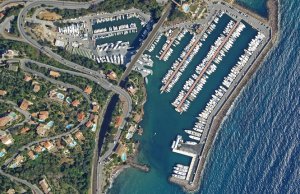 10 x 3.6 Metros Amarre Puerto Deportivo de La Napoule En Venta