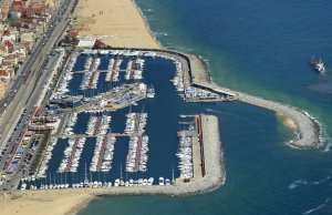 10 x 3.6 Metros Amarre Puerto Deportivo de Port Masnou En Venta