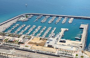 10 x 3.65 Metros Amarre Puerto Deportivo de Vilanova Grand I La Geltru En Venta