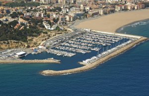 10 x 3.75 Metros Amarre Puerto Deportivo de Torredembarra En Alquiler