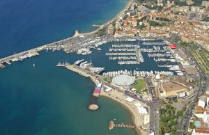 10 x 4 Metros Amarre Puerto Deportivo de Le Vieux - Port De Cannes En Venta