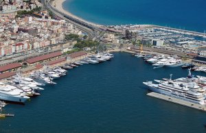 100 x 20 Metros Amarre Puerto Deportivo de Port Tarraco - Lerida Quay En Alquiler