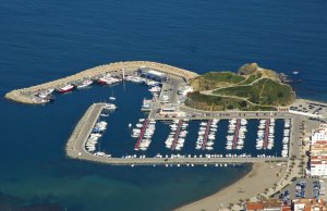 11 x 3.5 Metros Amarre Puerto Deportivo de Port de Llanca En Venta