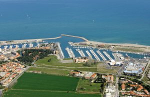 12 x 4 Metros Amarre Puerto Deportivo de Port de Saint Cyprien En Venta