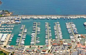 12 x 4 Metros Amarre Puerto Deportivo de Puerto Deportivo Santa Eulalia En Venta