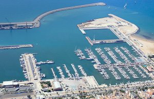 16 x 5 Metros Amarre Puerto Deportivo de Vilanova Grand I La Geltru En Venta