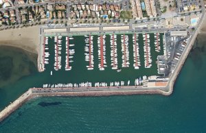 18 x 5 Metros Amarre Puerto Deportivo de Pobla En Venta