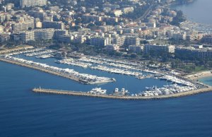 18 x 6 Metros Amarre Puerto Deportivo de Port Pierre Canto Cannes En Venta