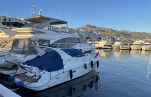 18 x 4.8 Metros Amarre Puerto Deportivo de Puerto Banus En Venta