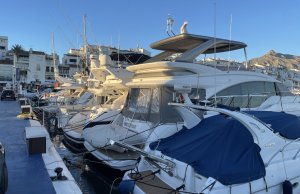 18 x 4.8 Metros Amarre Puerto Deportivo de Puerto Banus En Venta