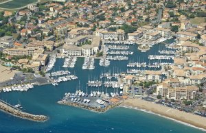 20 x 6 Metros Amarre Puerto Deportivo de Port De Frejus En Venta