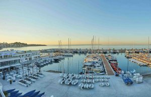 25 x 5 Metros Amarre Puerto Deportivo de Port Calanova En Venta