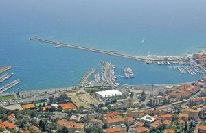 28.6 x 7 Metros Amarre Puerto Deportivo de Porto di Imperia en venta