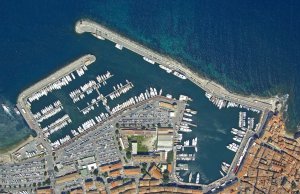 30 X 8 Metros Amarre Puerto Deportivo de Saint Tropez En Venta