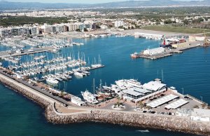 12 x 4.5 Metros Amarre Puerto Deportivo de Burriananova En Venta