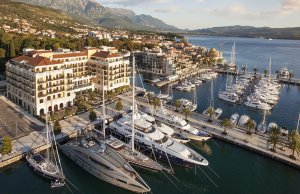 Opciones de atraque de hasta 200 metros. Amarre Puerto Deportivo de Porto Montenegro En Venta