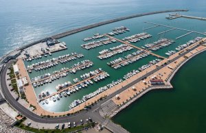 33 x 7.2 Metros Amarre Puerto Deportivo d'Arechi S.p.A. En Venta