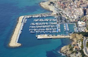 7.6 x 2.6 Metros Amarre Puerto Deportivo de Club Nautico Moraira En Venta