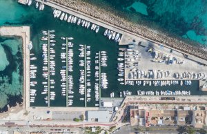 8 x 3 Metros Amarre Puerto Deportivo de Club Nàutic Can Picafort En Venta