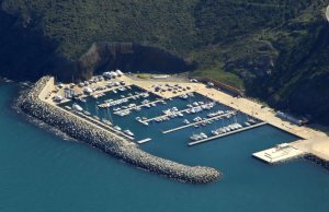 8 x 3 Metros Amarre Puerto Deportivo de Portbou En Venta